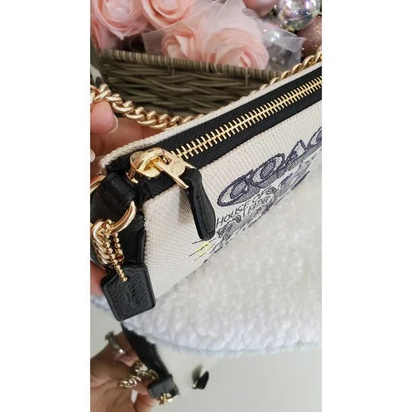 Coach Horse & Carriage Art School Graphic Wrislet only - Picture 5 of 5